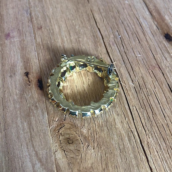 3 for $25 🌈 Vintage Gold & Blue Rhinestone Brooch - Picture 2 of 3